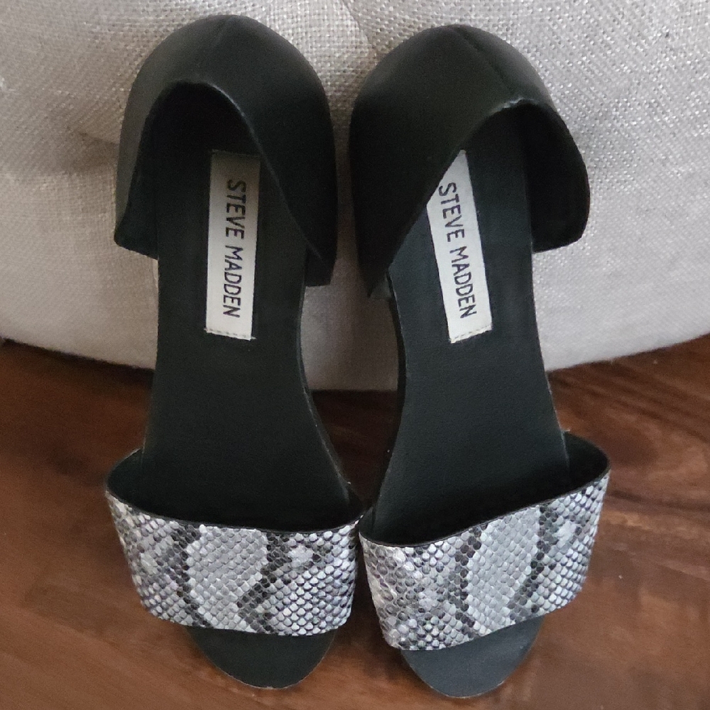 Steve Madden Sandals